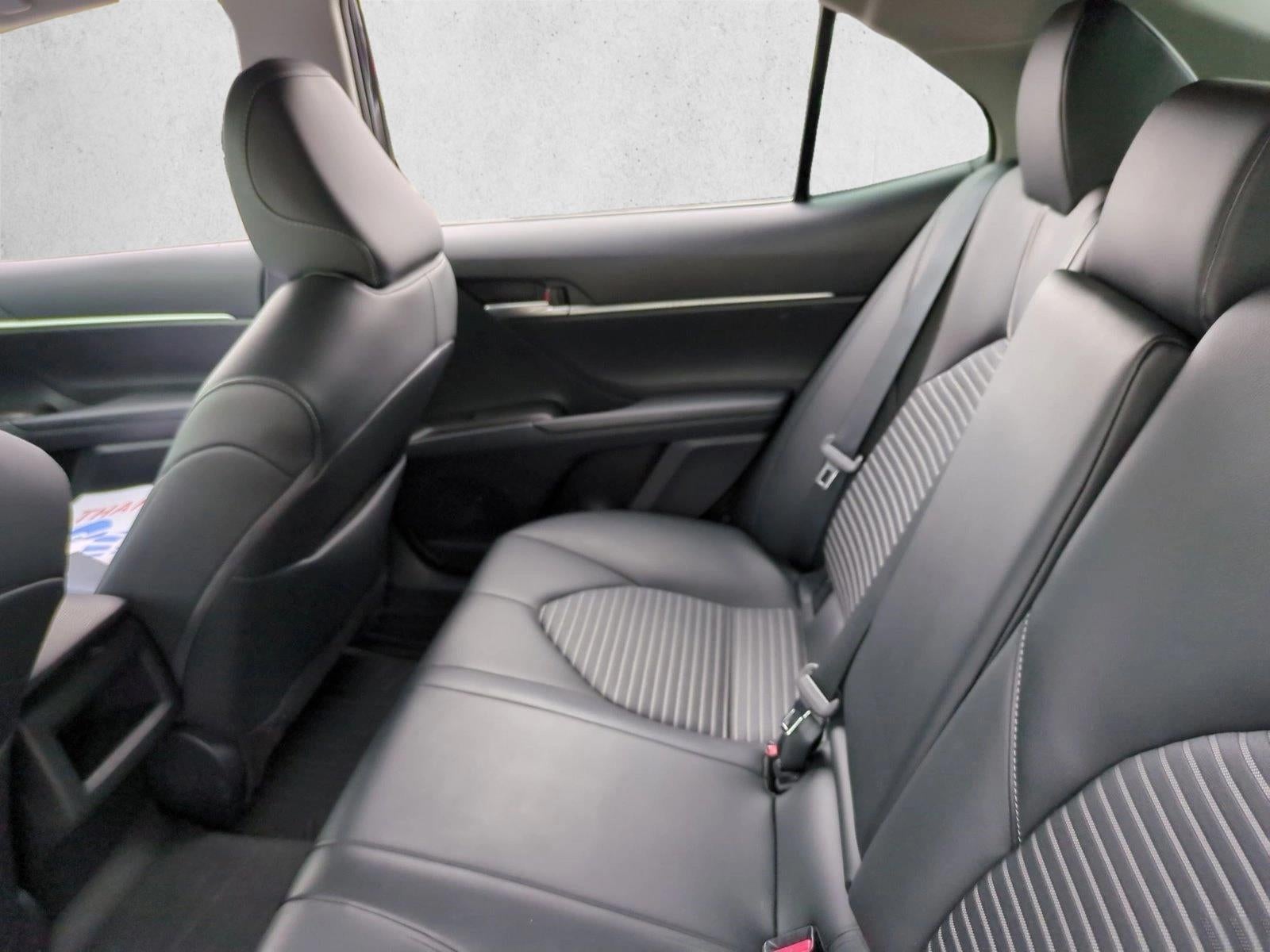 2024 Toyota Camry SE Auto (SE)