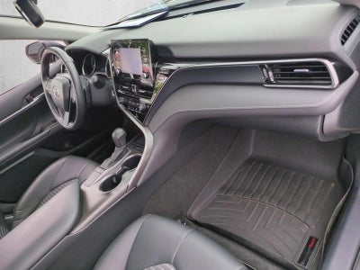 2024 Toyota Camry SE Auto (SE)