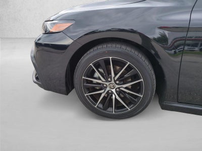 2024 Toyota Camry SE Auto (SE)