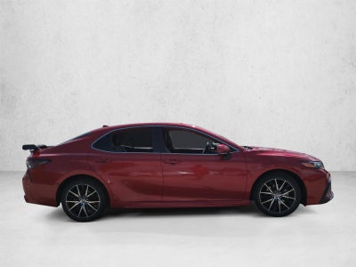 2024 Toyota Camry SE Auto (SE)