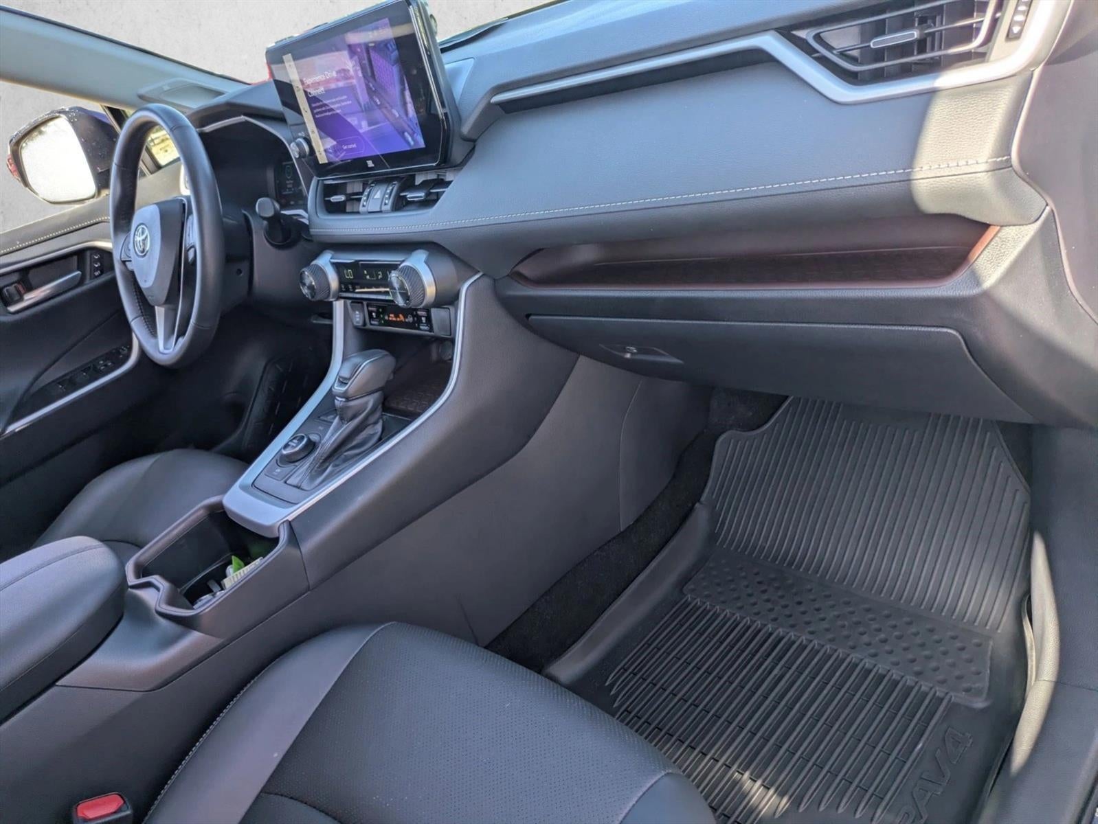 2025 Toyota RAV4 Hybrid Limited AWD (Natl)