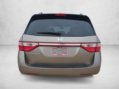 2013 Honda Odyssey Touring with DVD Rear Entertainment System and Navigation