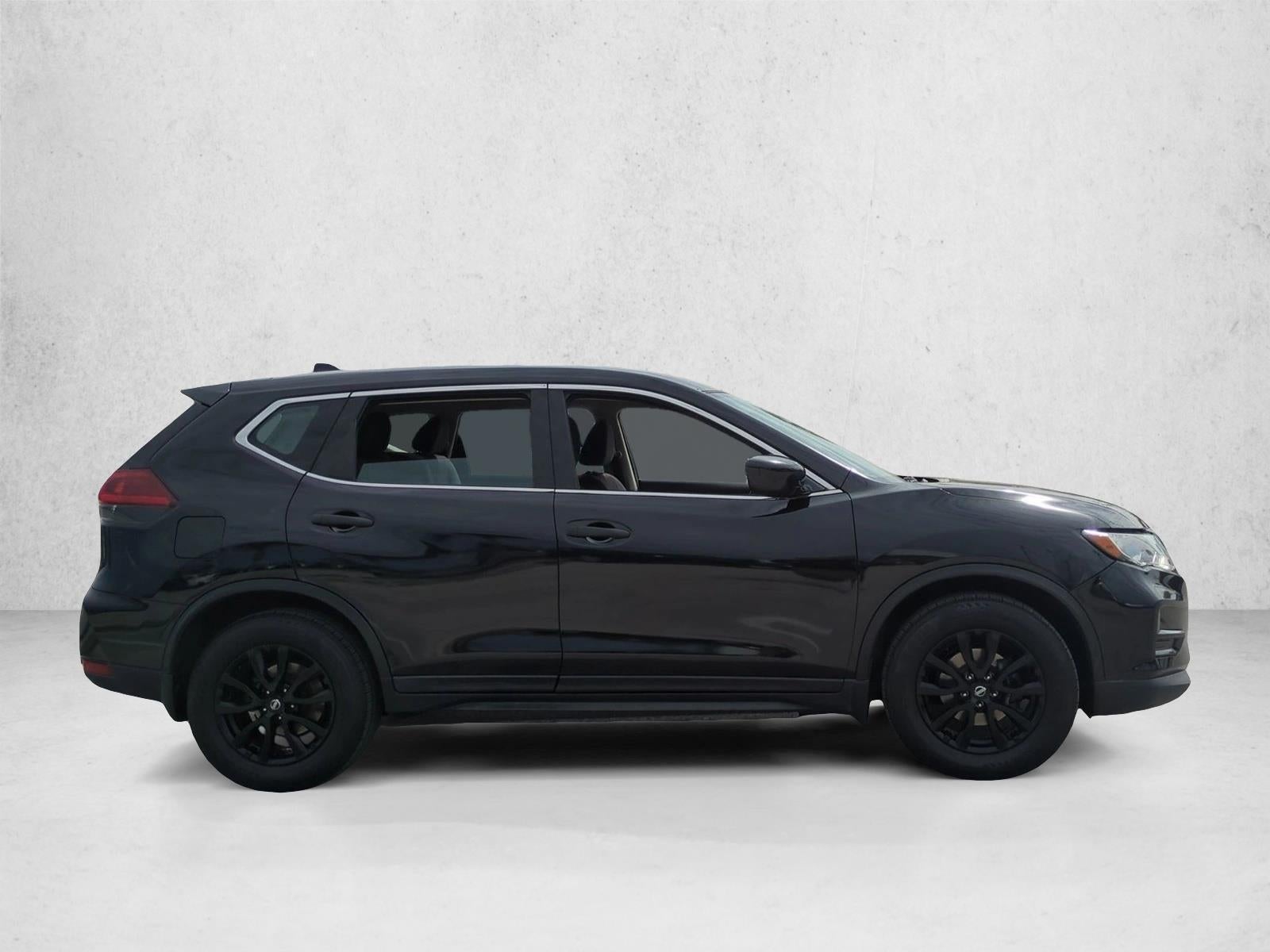 2018 Nissan Rogue FWD S