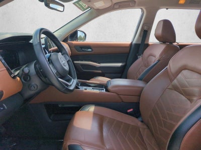 2024 Nissan Pathfinder Platinum 2WD