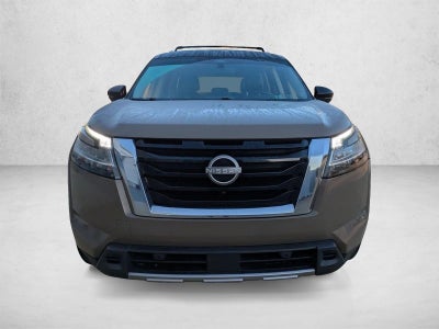 2023 Nissan Pathfinder Platinum 4WD