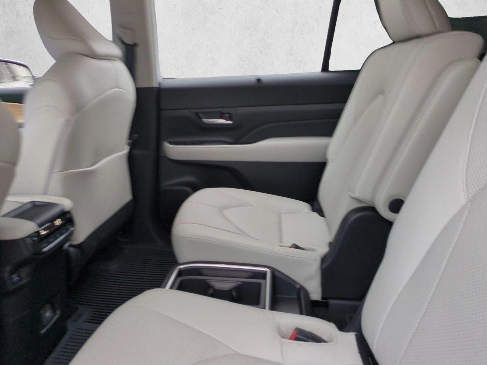 2025 Toyota Grand Highlander Limited FWD (Natl)