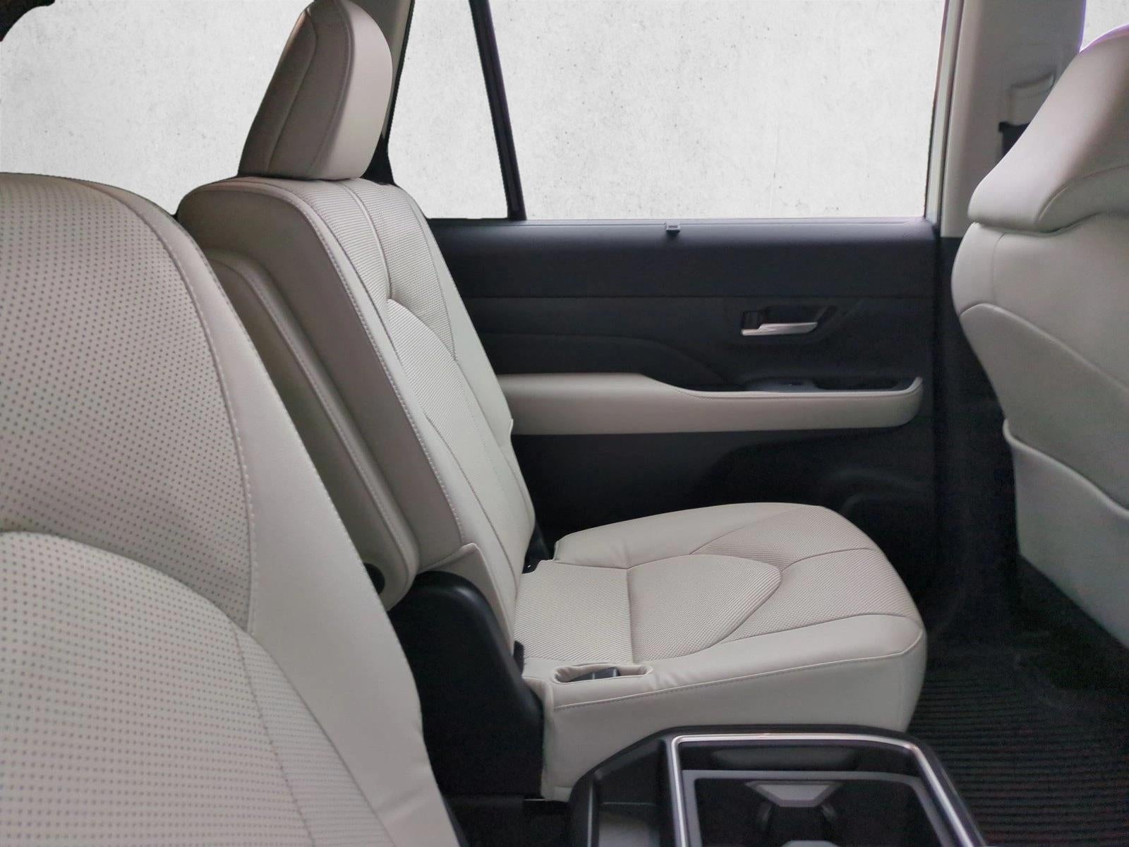 2025 Toyota Grand Highlander Limited FWD (Natl)