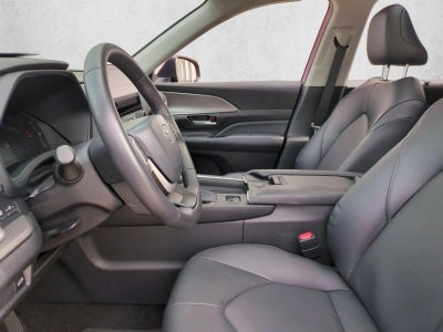 2025 Toyota Grand Highlander XLE FWD (Natl)