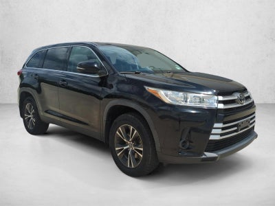 2019 Toyota Highlander LE V6 AWD (Natl)