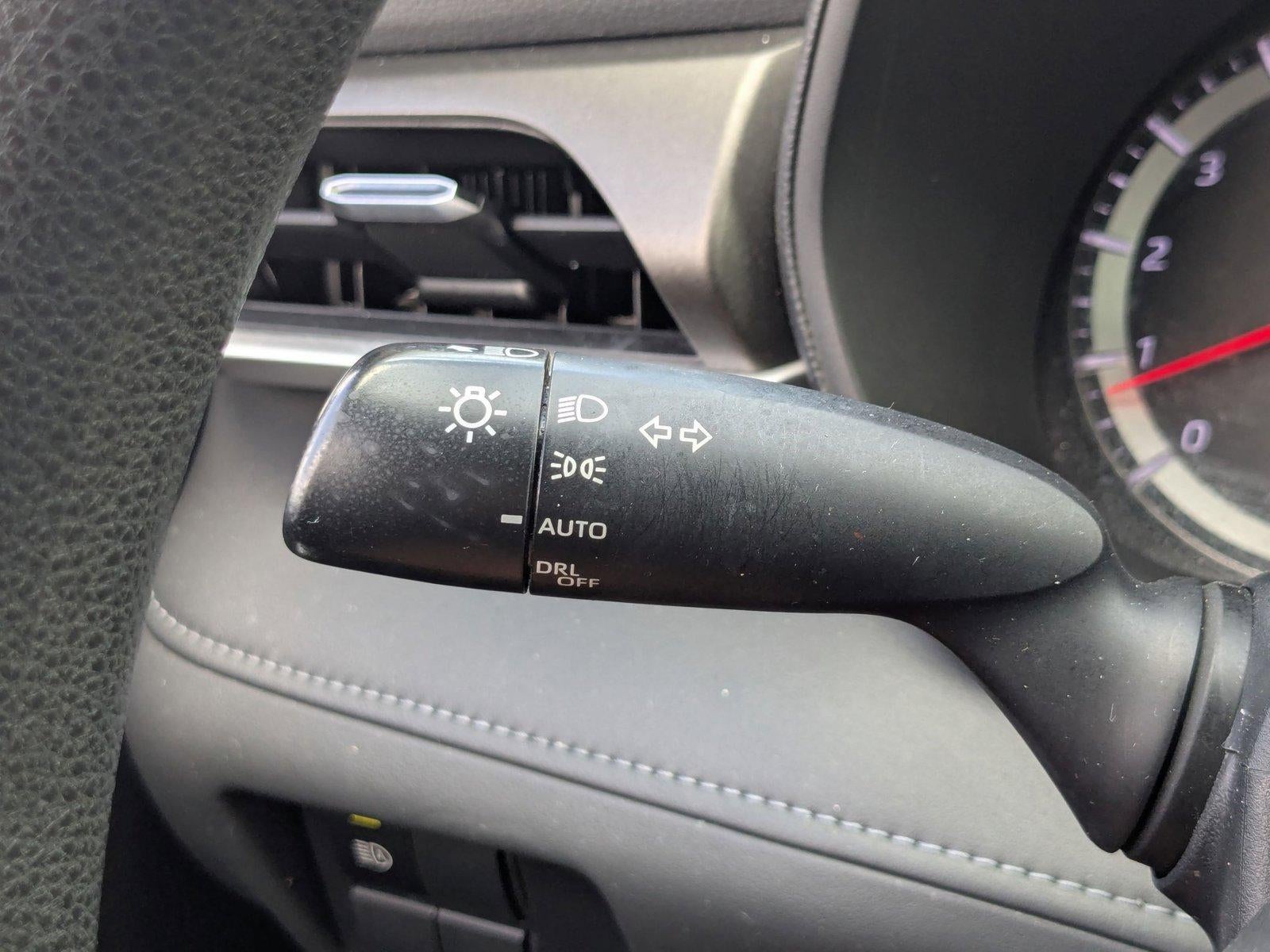 2022 Toyota Highlander L FWD (Natl)