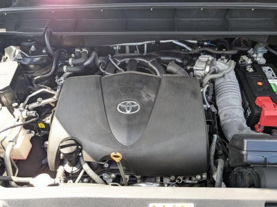 2022 Toyota Highlander L FWD (Natl)