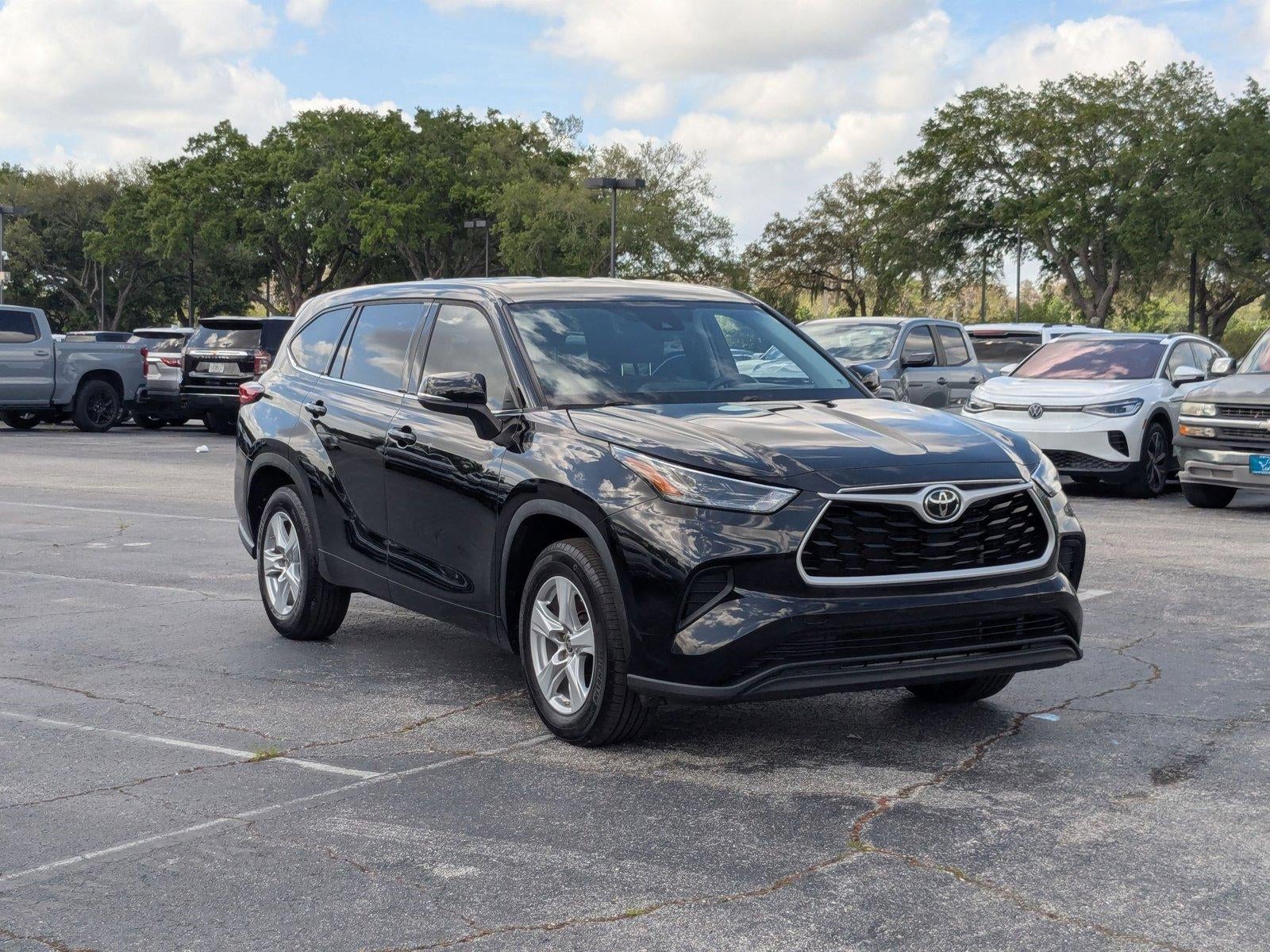 2022 Toyota Highlander L FWD (Natl)