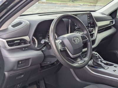 2022 Toyota Highlander L FWD (Natl)