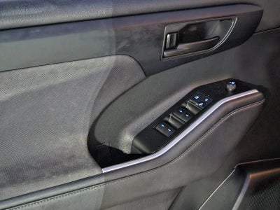 2021 Toyota Highlander L FWD (Natl)
