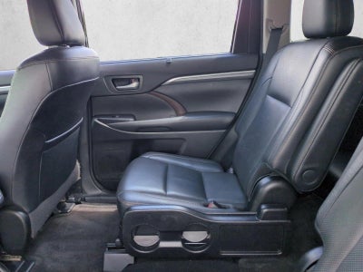 2018 Toyota Highlander Limited Platinum V6 AWD (Natl)
