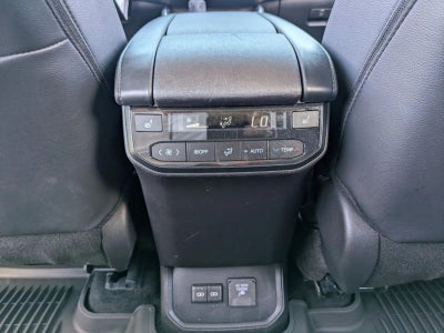 2025 Toyota Highlander Hybrid Platinum AWD (Natl)