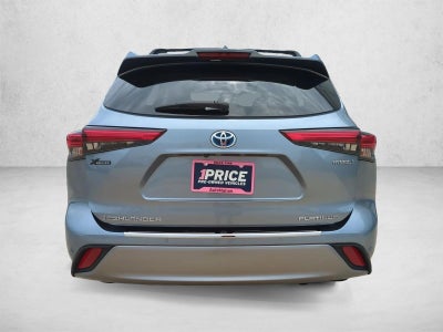 2022 Toyota Highlander Hybrid Platinum AWD (Natl)
