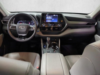 2021 Toyota Highlander XLE FWD (Natl)
