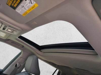 2022 Toyota Highlander XLE FWD (Natl)
