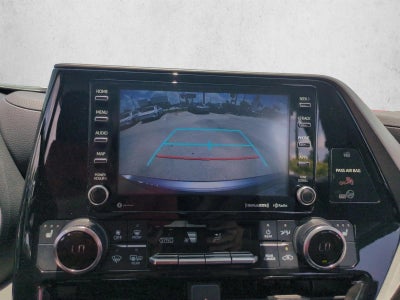 2022 Toyota Highlander XLE FWD (Natl)
