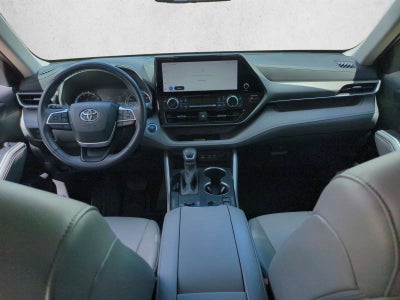 2023 Toyota Highlander XLE FWD (Natl)