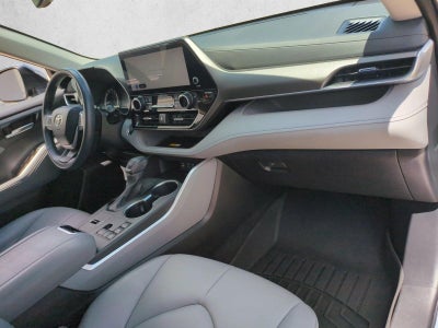 2023 Toyota Highlander XLE FWD (Natl)