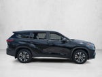 2023 Toyota Highlander XLE FWD (Natl)