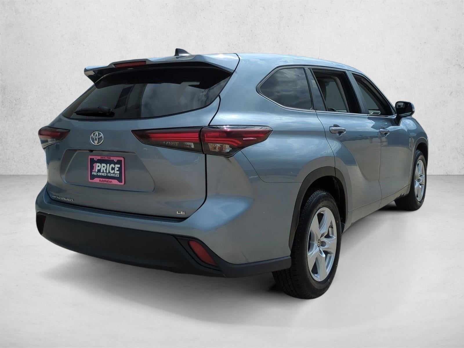 2024 Toyota Highlander LE FWD (GS)
