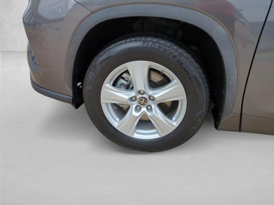 2023 Toyota Highlander LE FWD (GS)