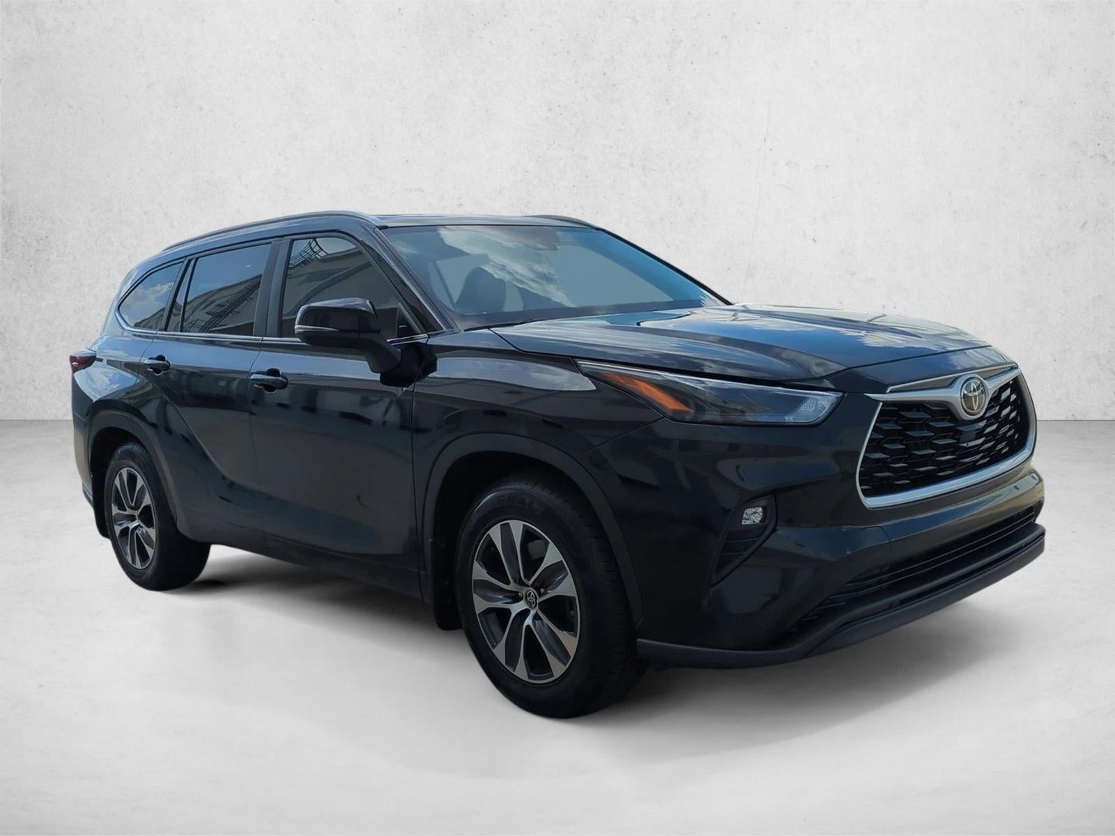2024 Toyota Highlander XLE FWD (Natl)