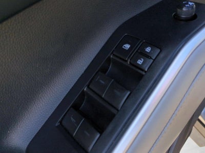 2023 Toyota Highlander LE FWD (GS)