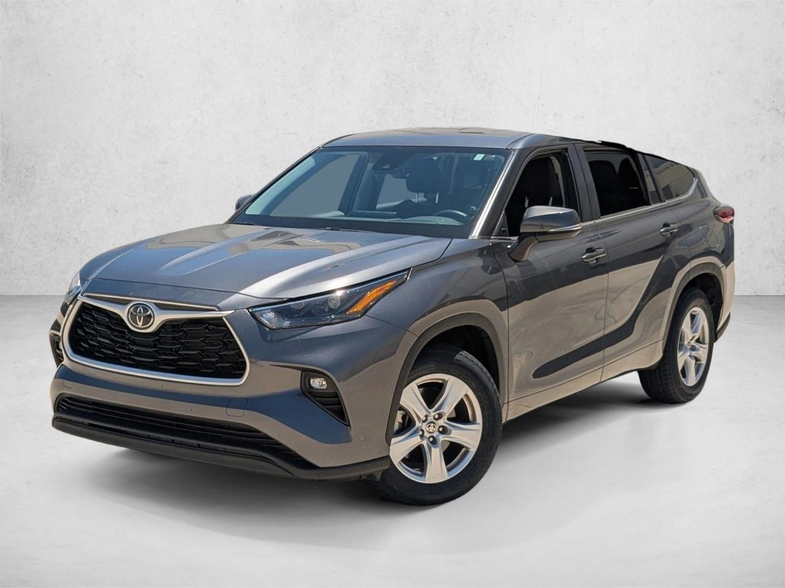2023 Toyota Highlander LE FWD (GS)