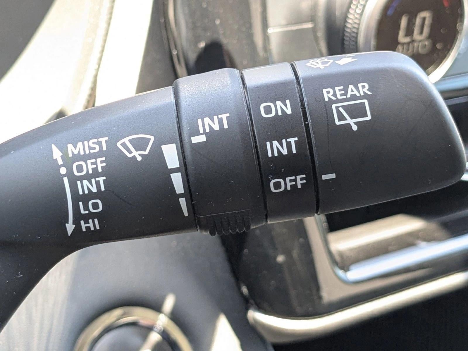 2023 Toyota Highlander LE FWD (GS)