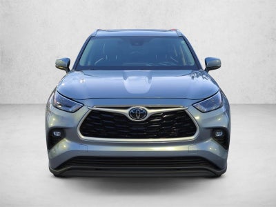 2023 Toyota Highlander XLE FWD (Natl)