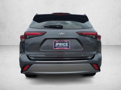 2024 Toyota Highlander Platinum FWD (Natl)