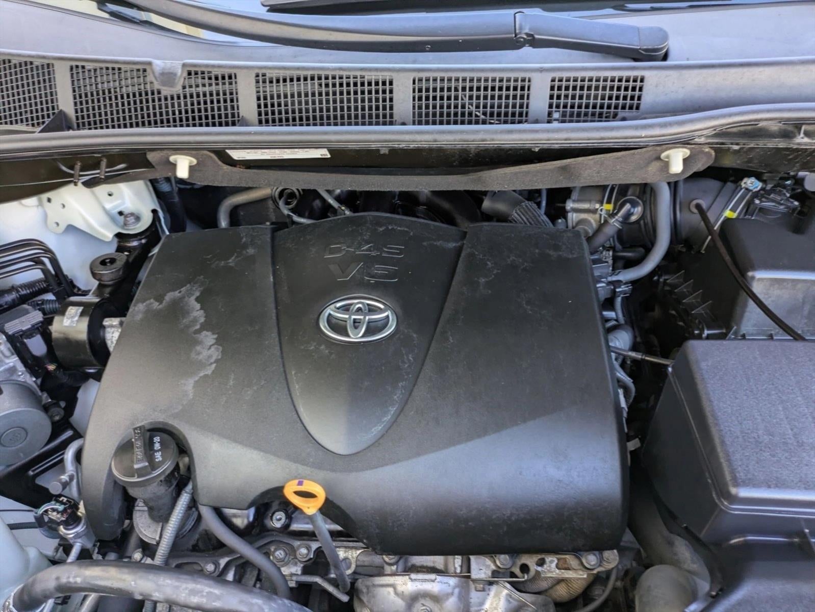 2017 Toyota Sienna XLE FWD 8-Passenger (Natl)