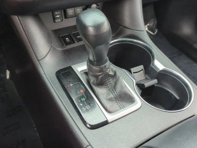 2018 Toyota Highlander LE I4 FWD (Natl)