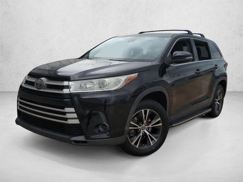 2019 Toyota Highlander LE I4 FWD (Natl)