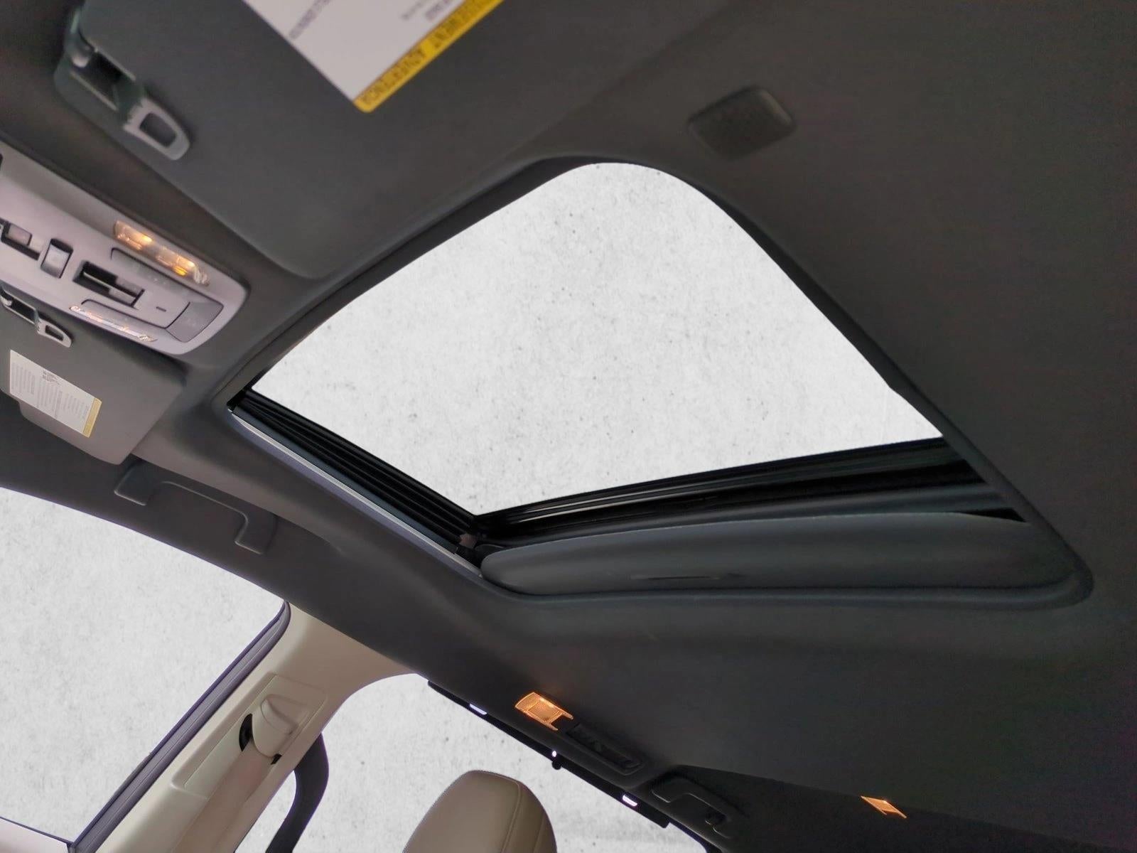 2024 Toyota Sienna Limited FWD 7-Passenger (Natl)