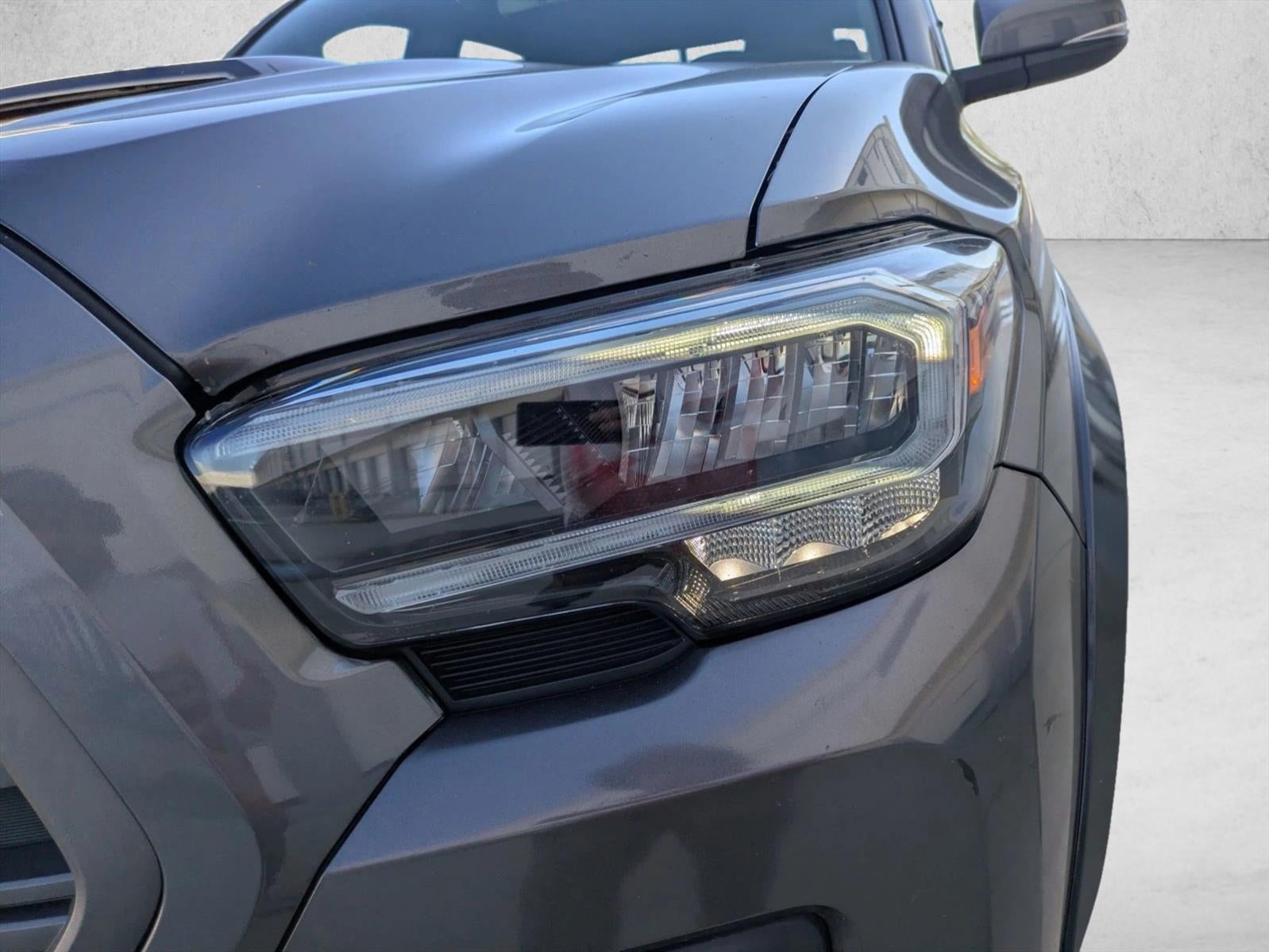 2021 Toyota Tacoma 2WD 2WD TRD Sport Double Cab 5' Bed V6 AT (Natl)