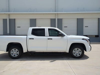 2025 Toyota Tundra 4WD 4WD SR CrewMax 5.5' Bed (Natl)