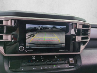 2023 Toyota Tundra 4WD 4WD SR5 CrewMax 5.5' Bed (SE)