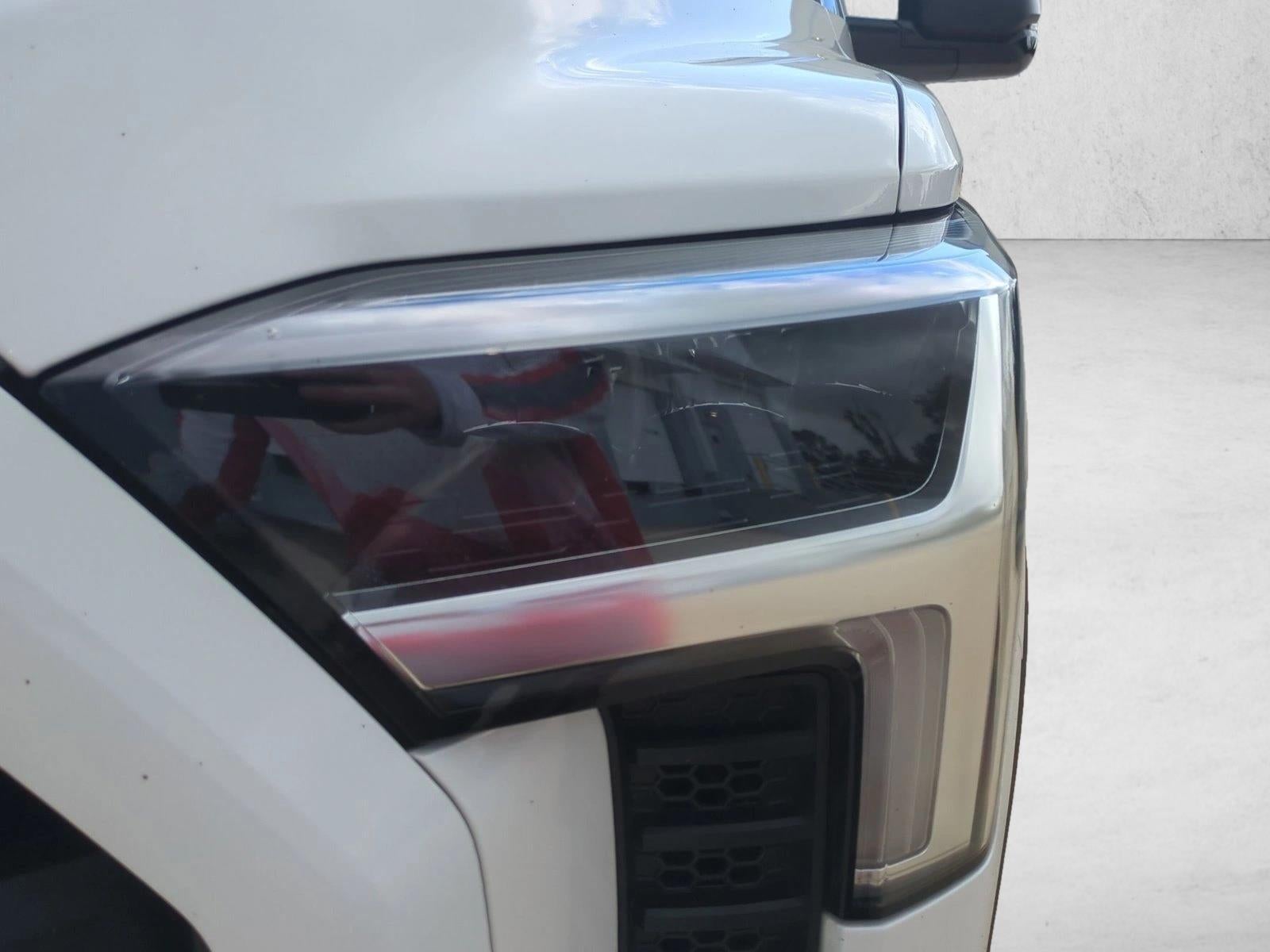 2023 Toyota Tundra 4WD 4WD SR5 CrewMax 5.5' Bed (SE)