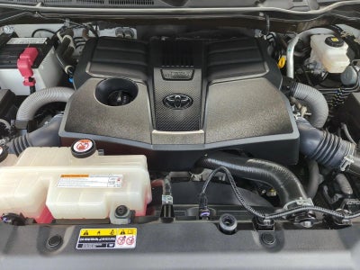 2024 Toyota Tundra 4WD 4WD SR5 CrewMax 5.5' Bed (Natl)