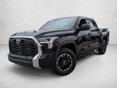 2025 Toyota Tundra 4WD 4WD SR5 CrewMax 5.5' Bed (SE)