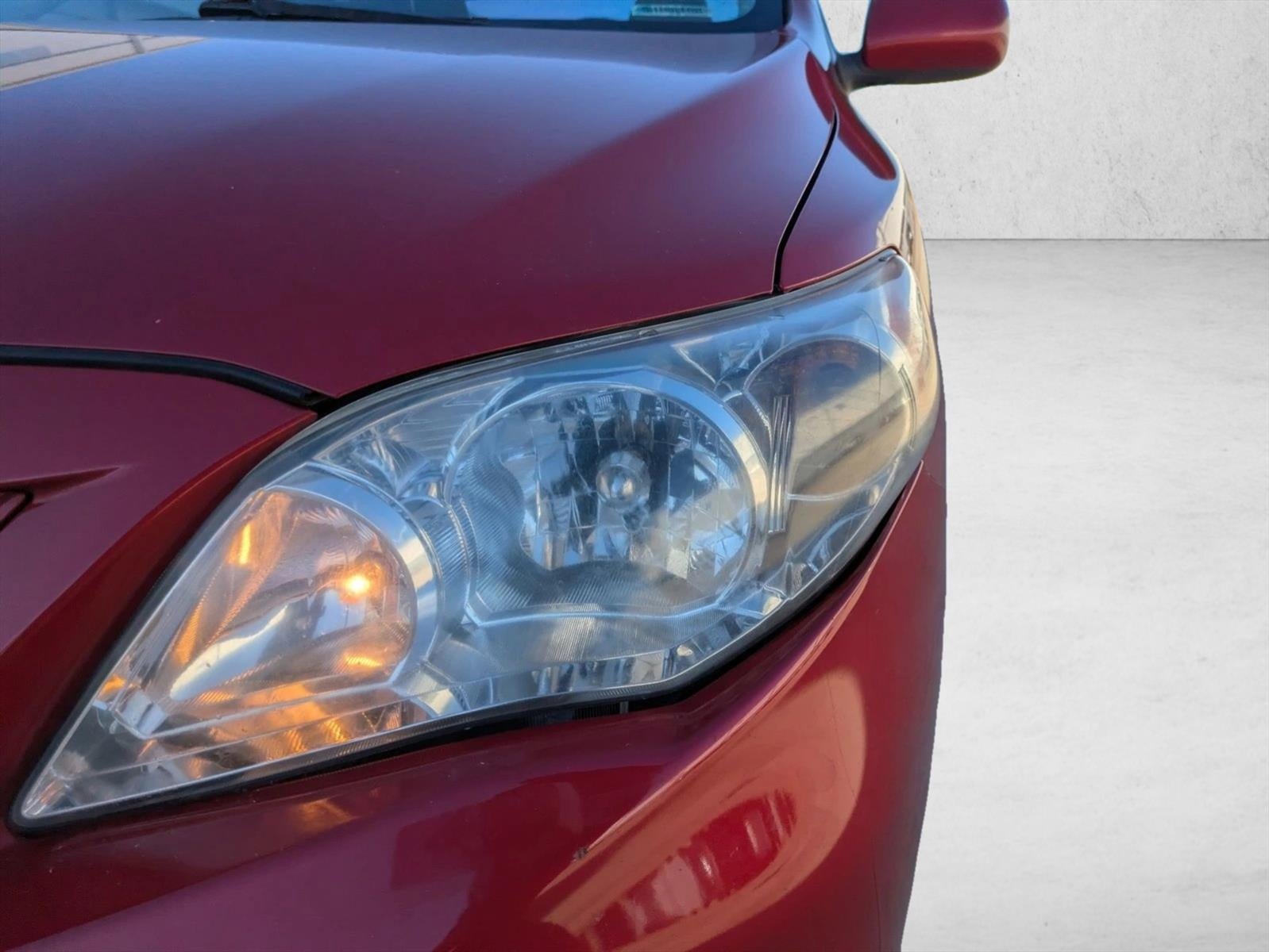 2013 Toyota Corolla 4dr Sdn Auto L (Natl)