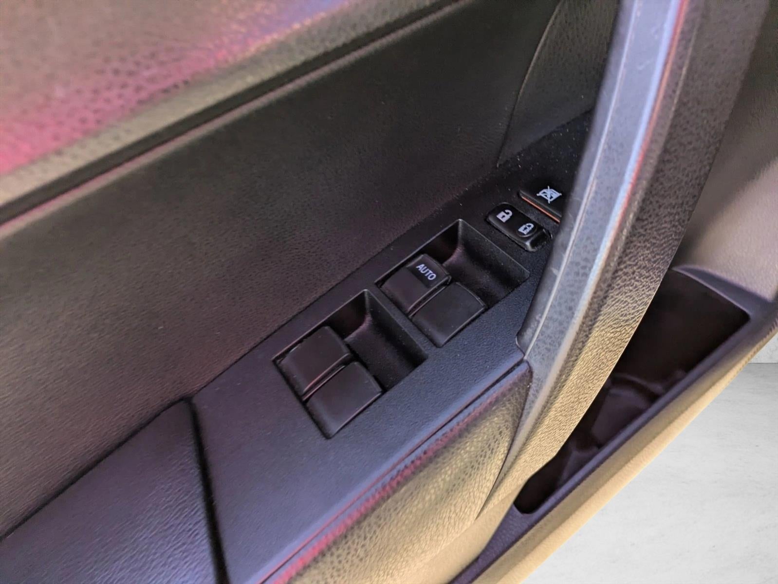 2015 Toyota Corolla 4dr Sdn CVT Auto S (SE)