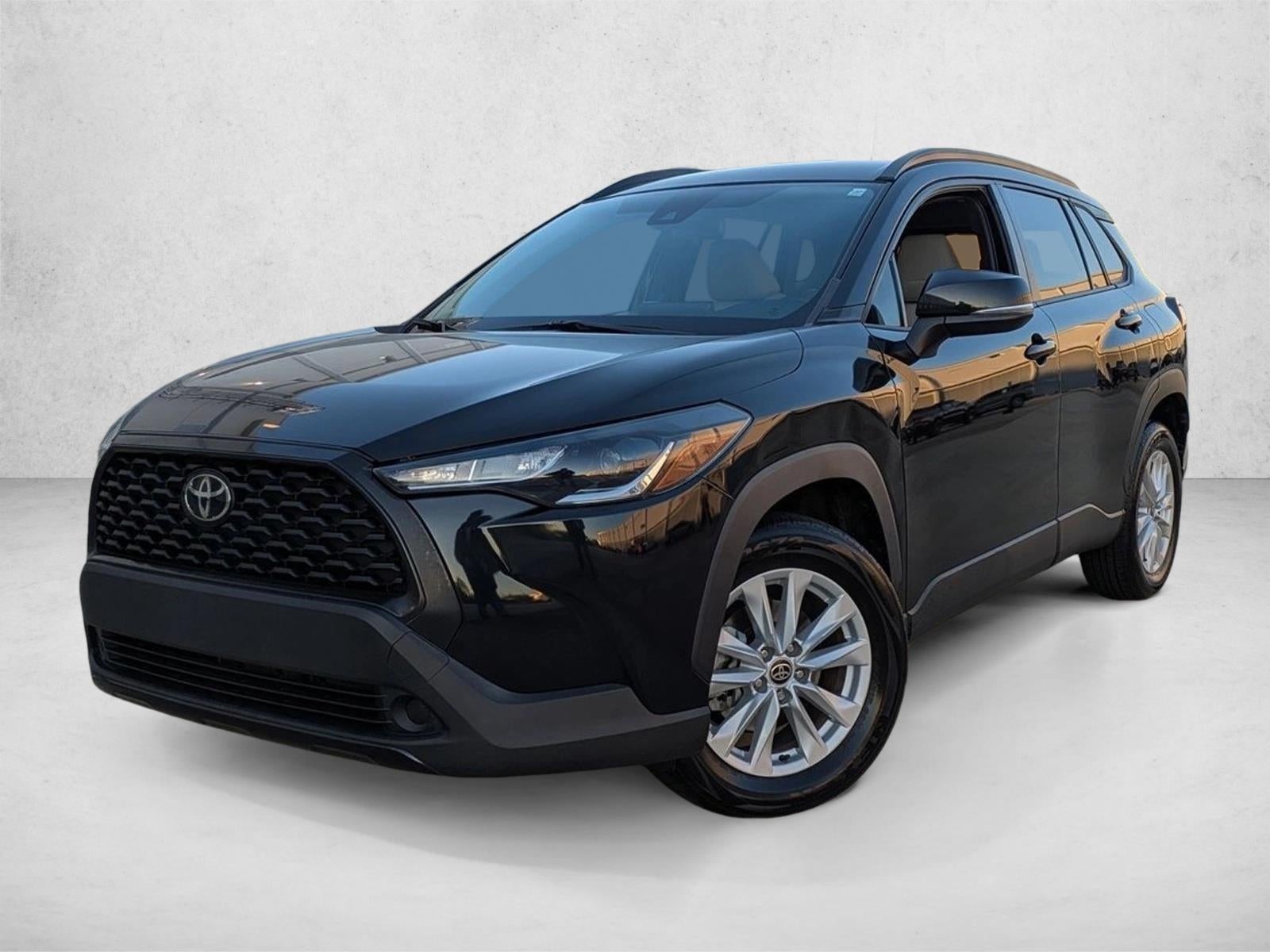 2022 Toyota Corolla Cross LE 2WD (Natl)