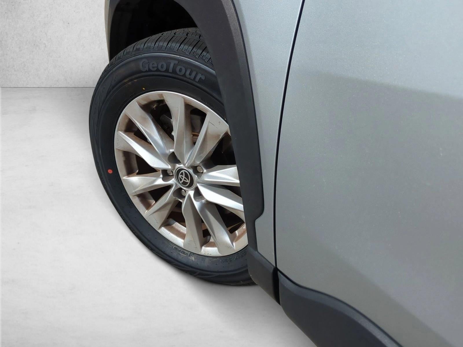 2022 Toyota Corolla Cross LE 2WD (Natl)