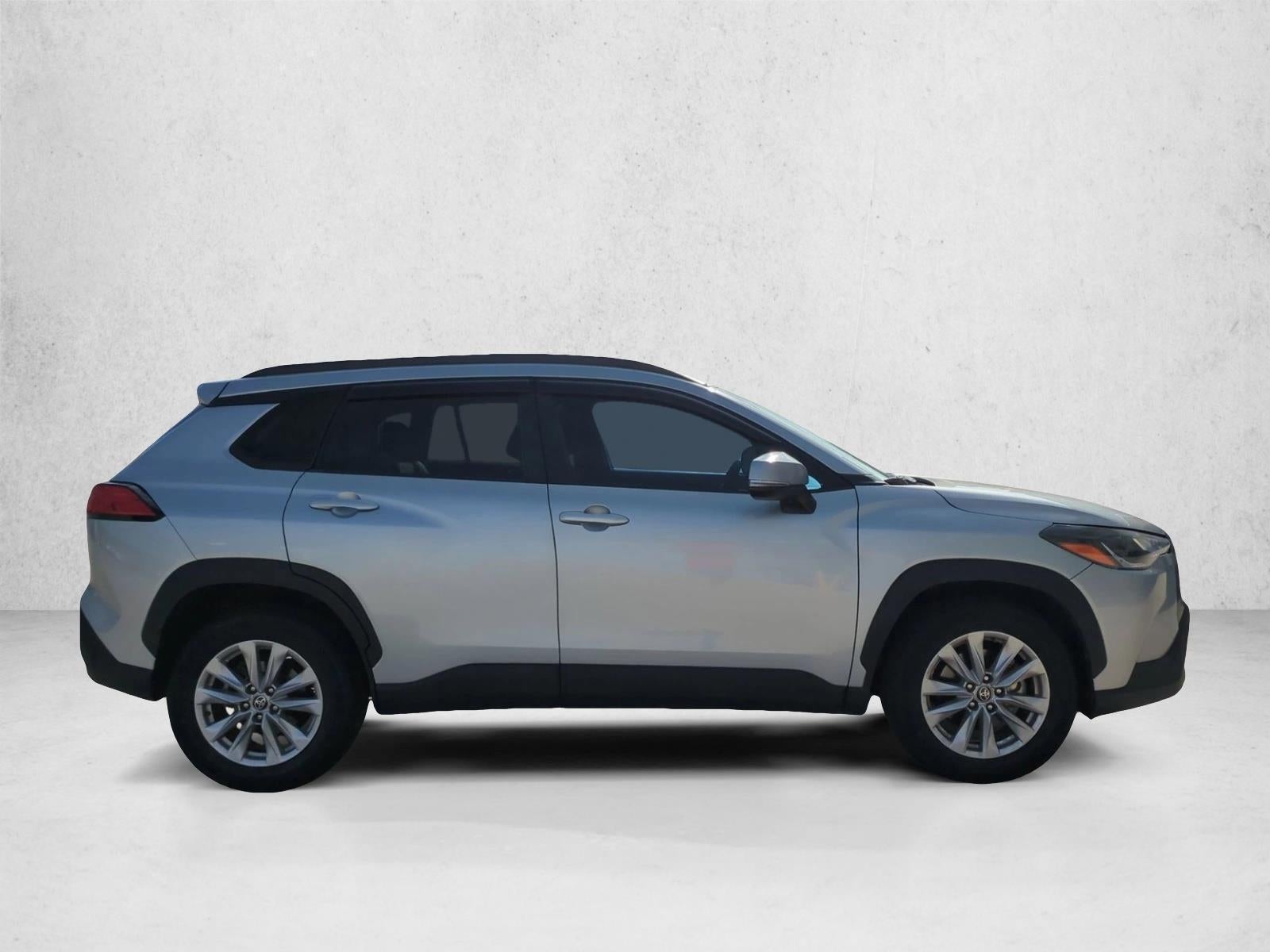 2022 Toyota Corolla Cross LE 2WD (Natl)
